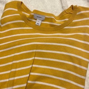 Old Navy Sweater